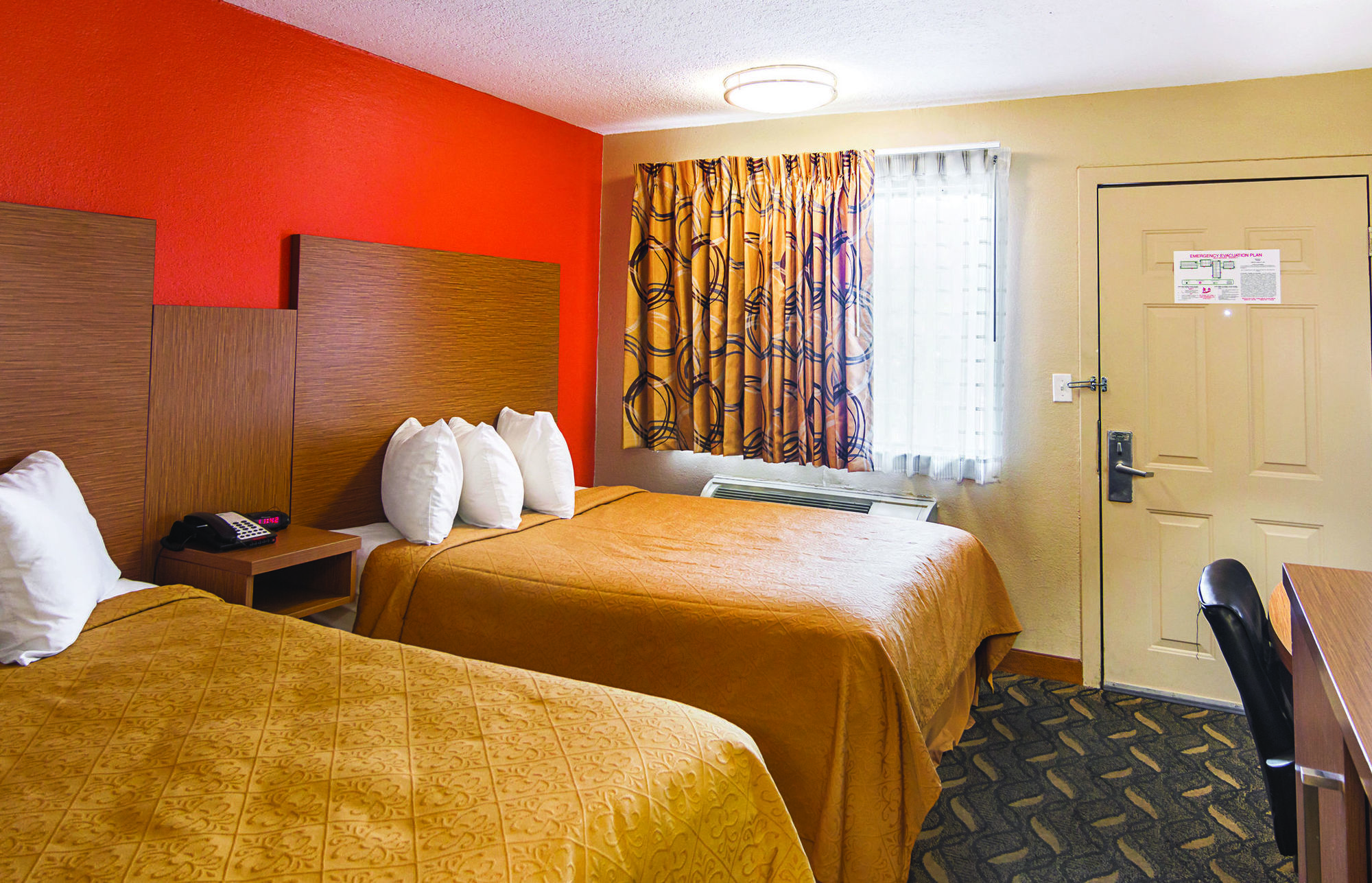 Days Inn & Suites By Wyndham Arlington Near Six Flags ห้อง รูปภาพ